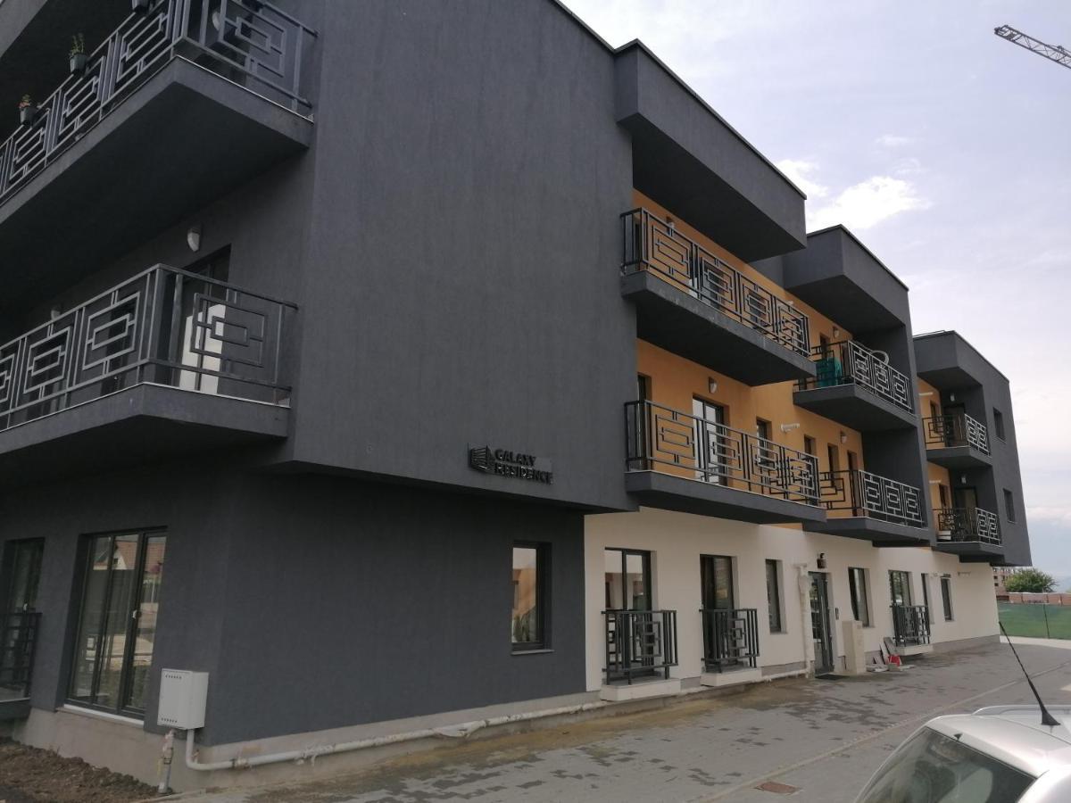 Ama Apartament Cu Terasa 50 Mp & Parcare Braşov Dış mekan fotoğraf