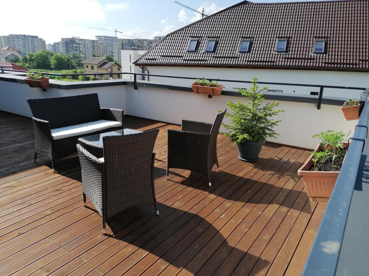 Ama Apartament Cu Terasa 50 Mp & Parcare Braşov Dış mekan fotoğraf